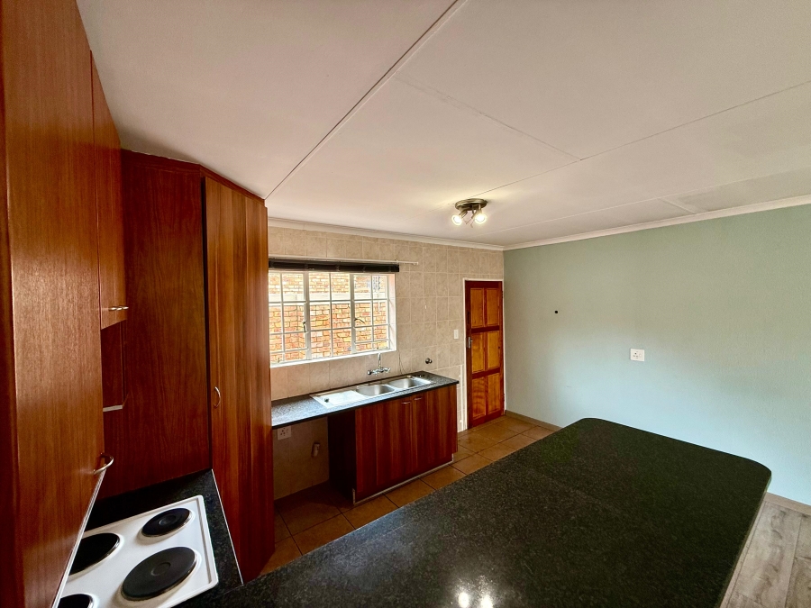 3 Bedroom Property for Sale in Amorosa Gauteng