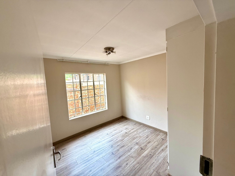 3 Bedroom Property for Sale in Amorosa Gauteng