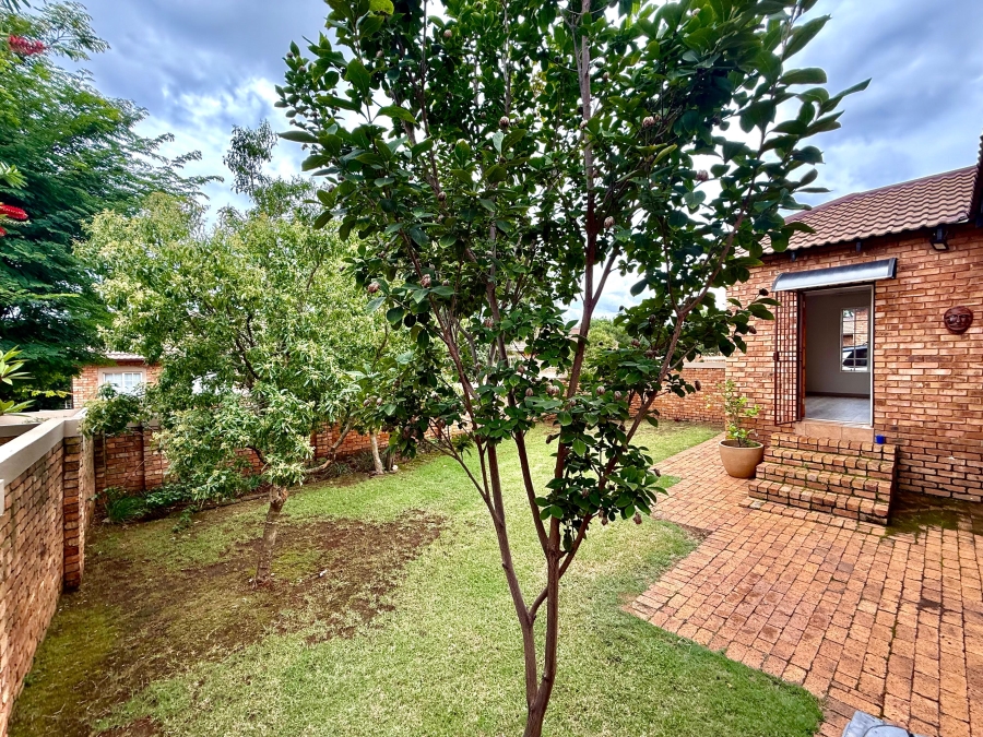 3 Bedroom Property for Sale in Amorosa Gauteng