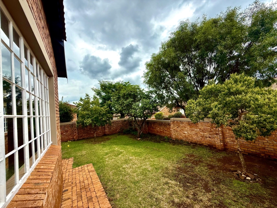 3 Bedroom Property for Sale in Amorosa Gauteng