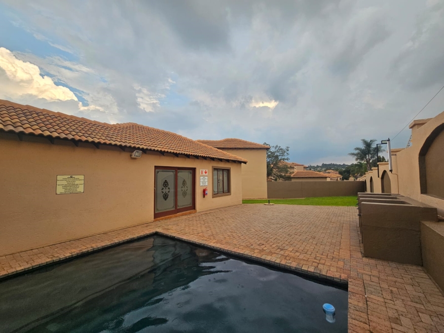 3 Bedroom Property for Sale in Noordheuwel Gauteng