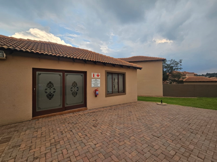 3 Bedroom Property for Sale in Noordheuwel Gauteng