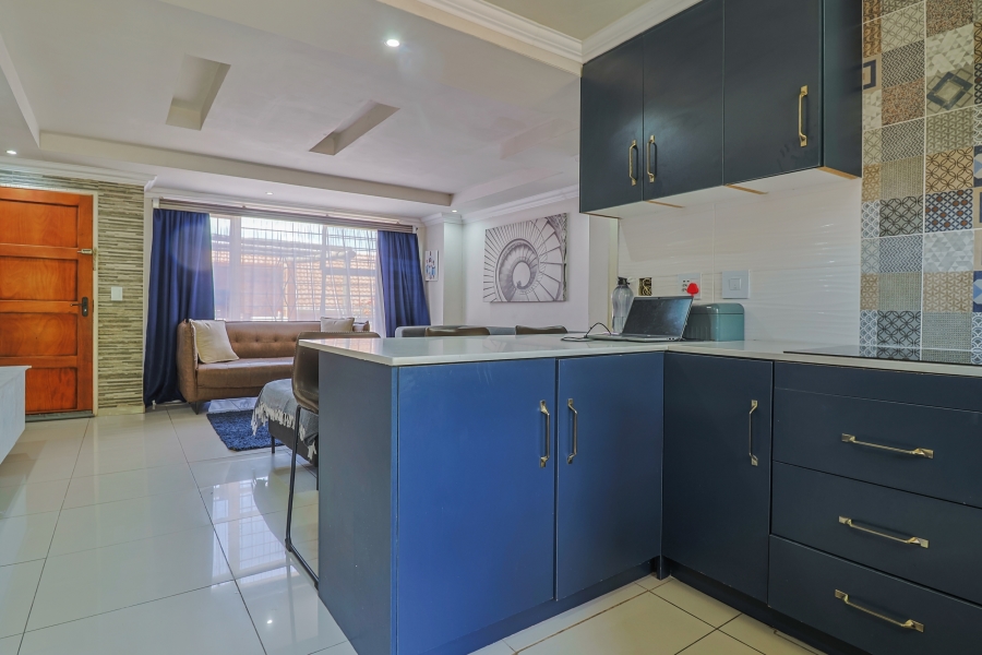 2 Bedroom Property for Sale in Alan Manor Gauteng