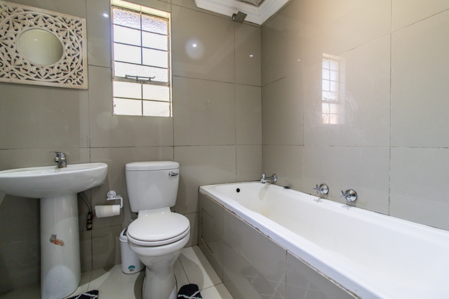 2 Bedroom Property for Sale in Alan Manor Gauteng