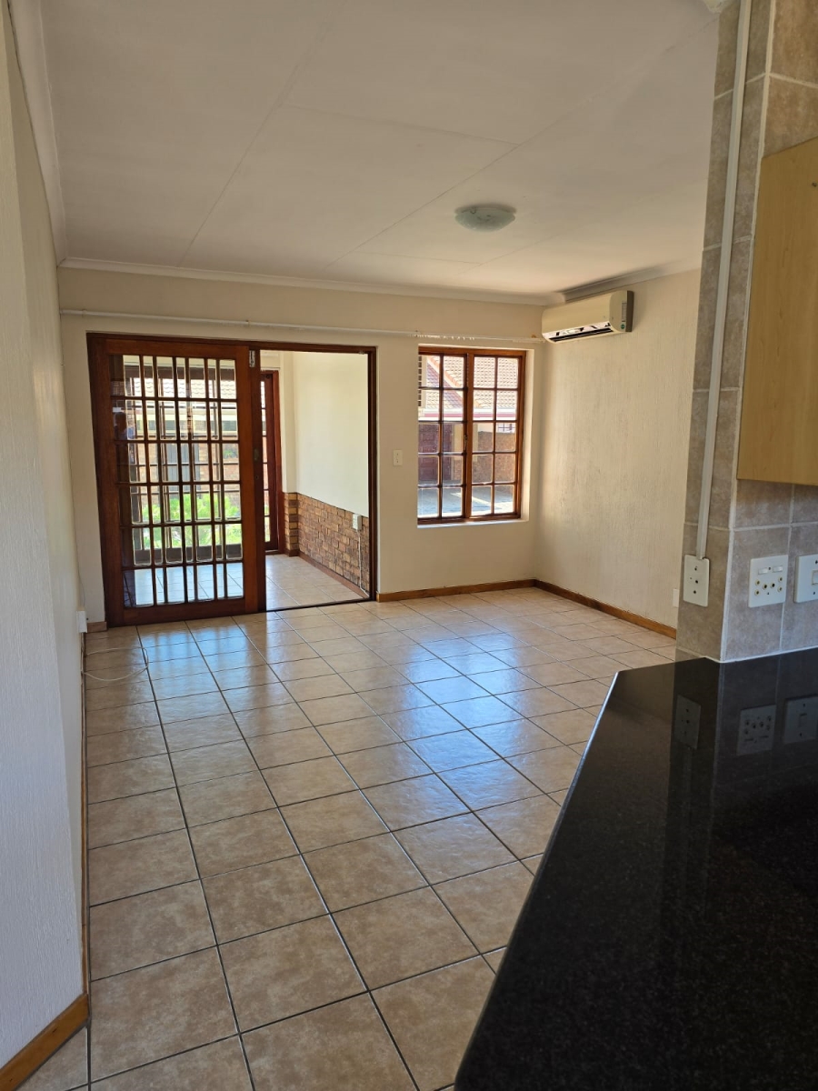 2 Bedroom Property for Sale in Montana Gauteng