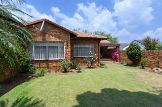 2 Bedroom Property for Sale in Eden Glen Gauteng