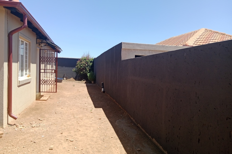 To Let 3 Bedroom Property for Rent in Nellmapius Gauteng