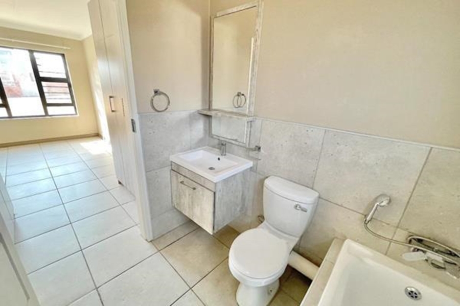 3 Bedroom Property for Sale in Amberfield Gauteng