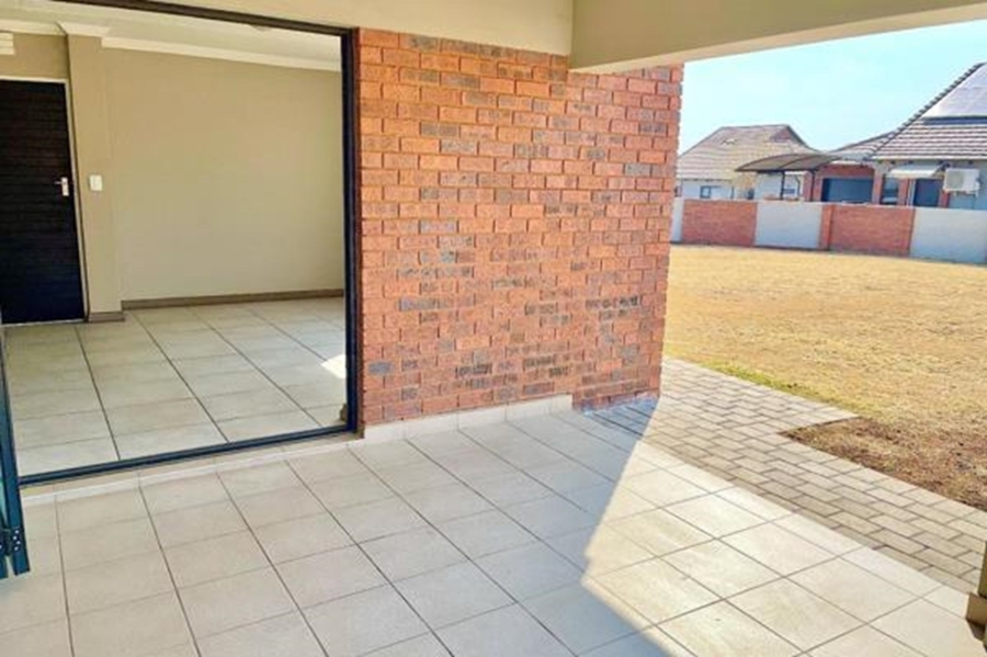 3 Bedroom Property for Sale in Amberfield Gauteng