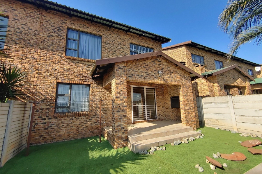 To Let 3 Bedroom Property for Rent in Rynfield Gauteng