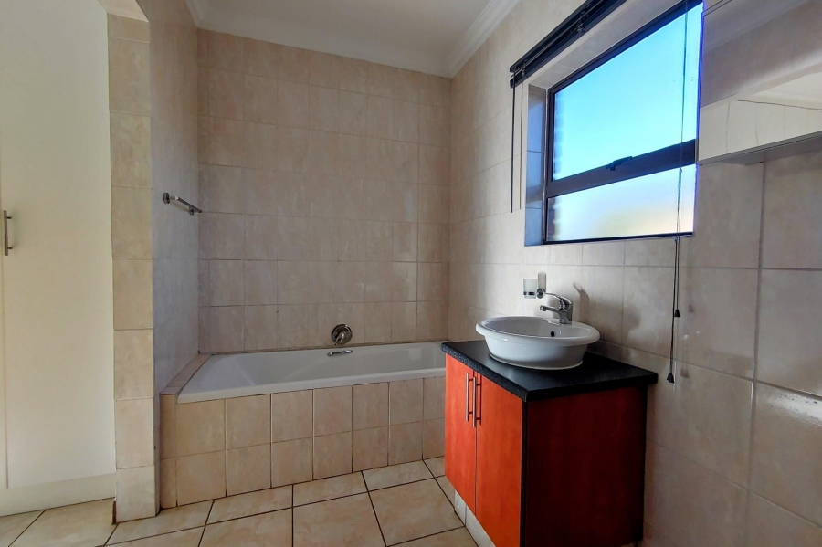 To Let 3 Bedroom Property for Rent in Rynfield Gauteng