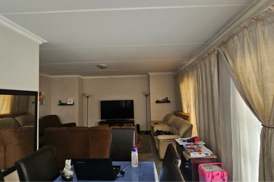 3 Bedroom Property for Sale in The Willows Gauteng