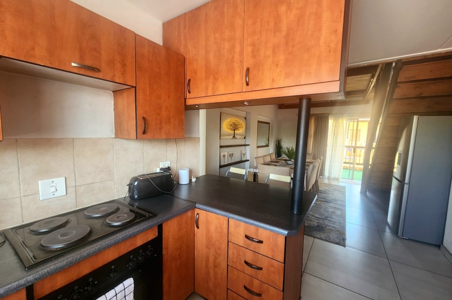 To Let 2 Bedroom Property for Rent in Clubview Gauteng