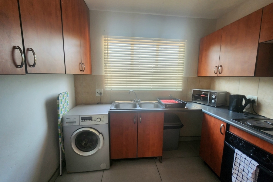 To Let 2 Bedroom Property for Rent in Clubview Gauteng