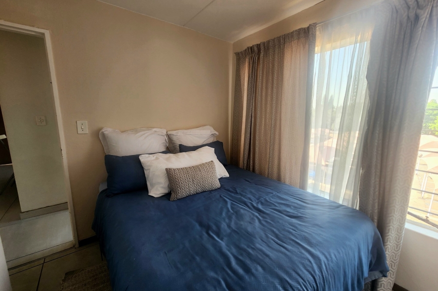 To Let 2 Bedroom Property for Rent in Clubview Gauteng