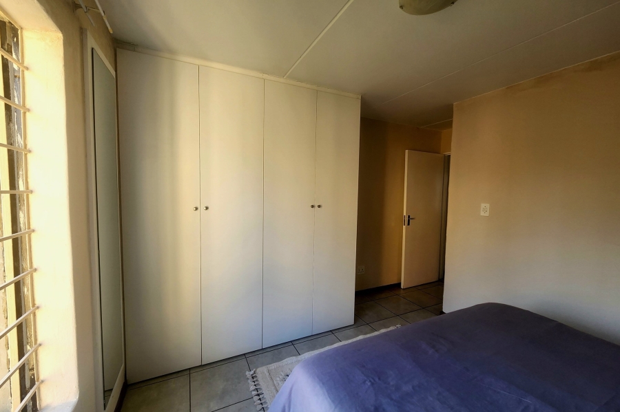 To Let 2 Bedroom Property for Rent in Clubview Gauteng