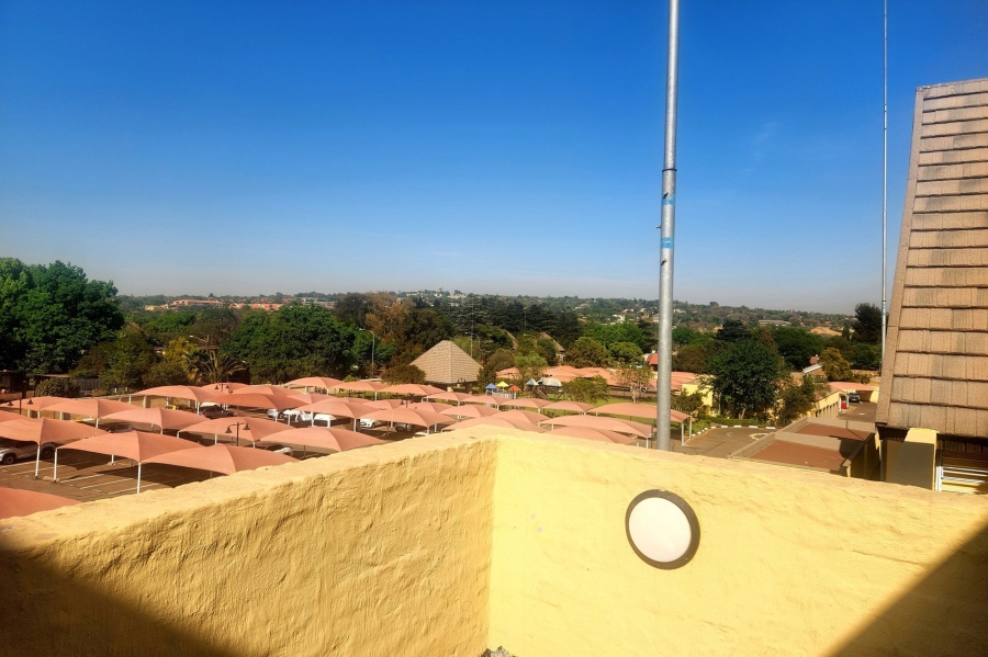 To Let 2 Bedroom Property for Rent in Clubview Gauteng