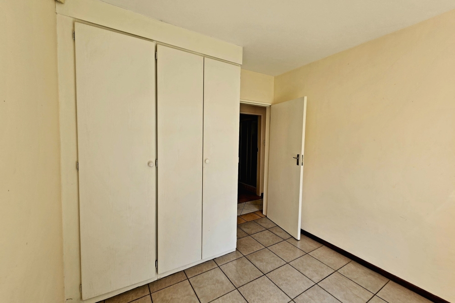 To Let 2 Bedroom Property for Rent in Die Hoewes Gauteng