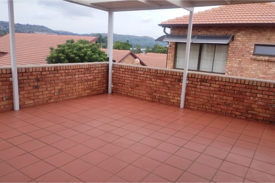 4 Bedroom Property for Sale in Allens Nek Gauteng