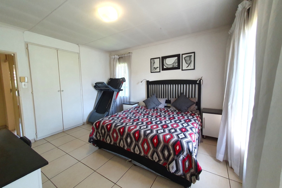 2 Bedroom Property for Sale in Hennopspark Gauteng