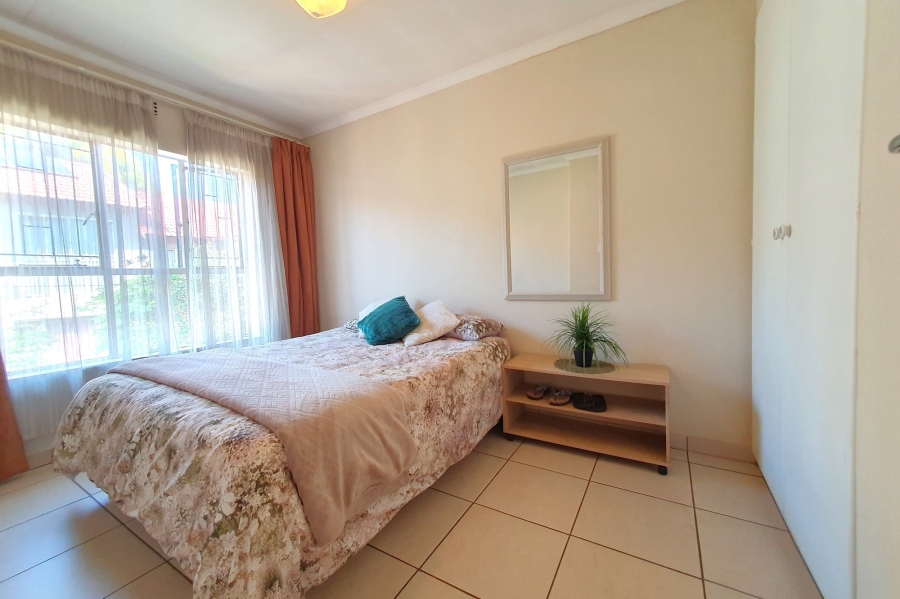 2 Bedroom Property for Sale in Hennopspark Gauteng