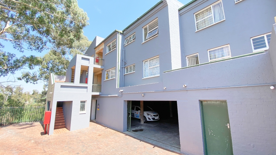 2 Bedroom Property for Sale in Townsview Gauteng