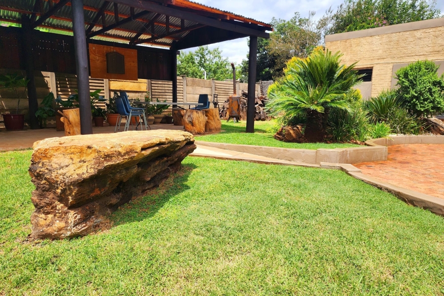 4 Bedroom Property for Sale in Eldoraigne Gauteng