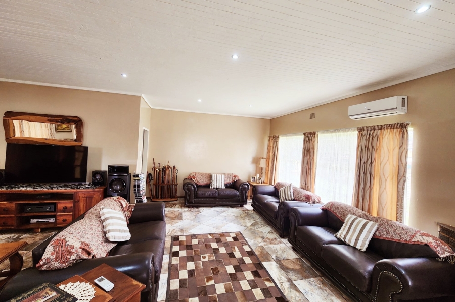 4 Bedroom Property for Sale in Eldoraigne Gauteng