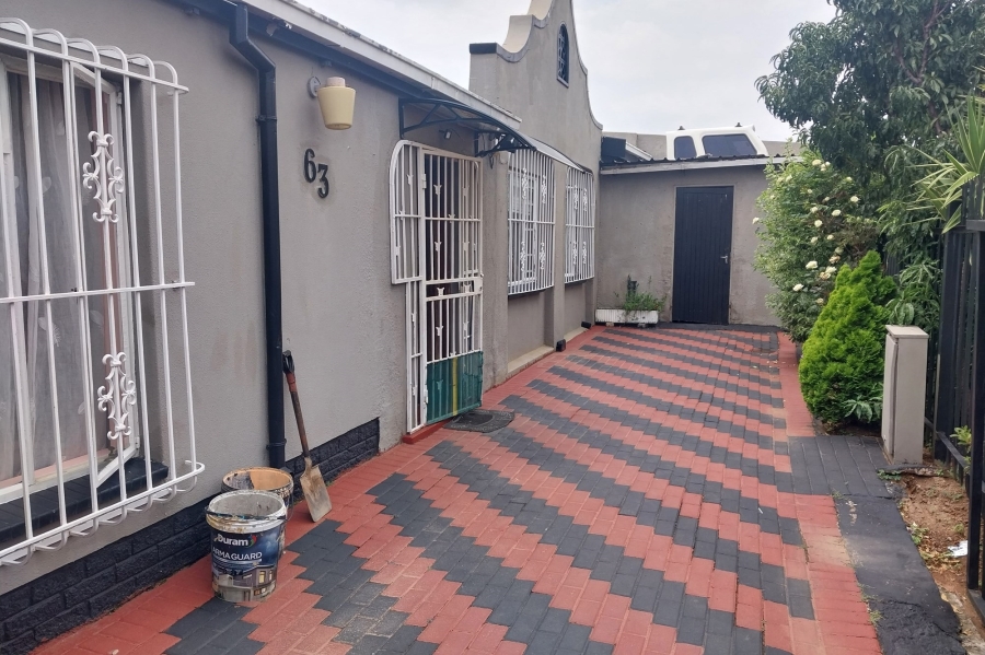 4 Bedroom Property for Sale in Riverlea Gauteng