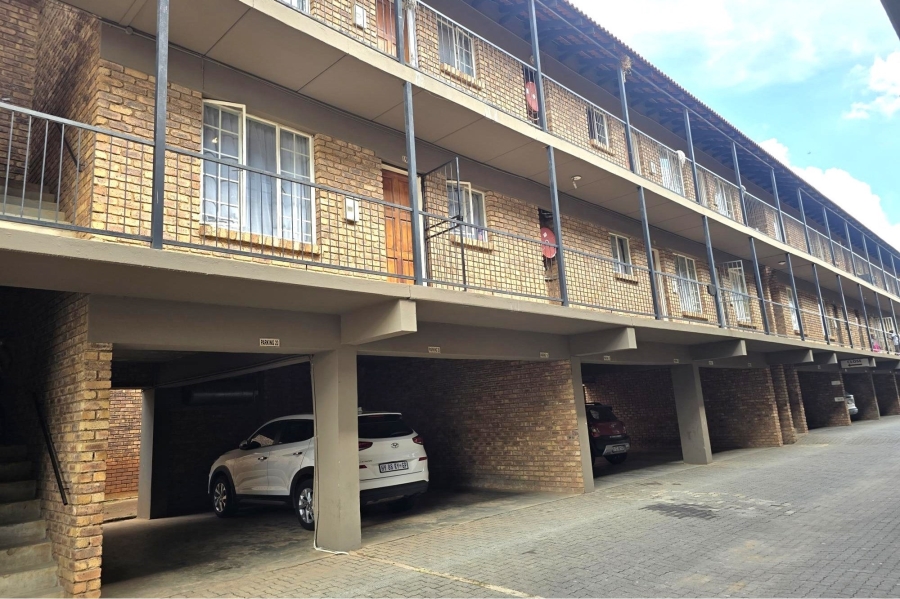 1 Bedroom Property for Sale in Kempton Park Central Gauteng