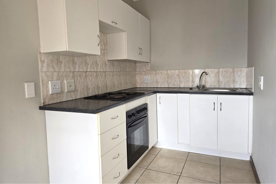 1 Bedroom Property for Sale in Kempton Park Central Gauteng