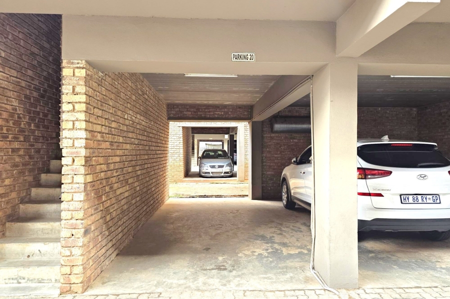 1 Bedroom Property for Sale in Kempton Park Central Gauteng