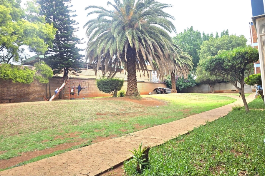 2 Bedroom Property for Sale in Kempton Park Central Gauteng