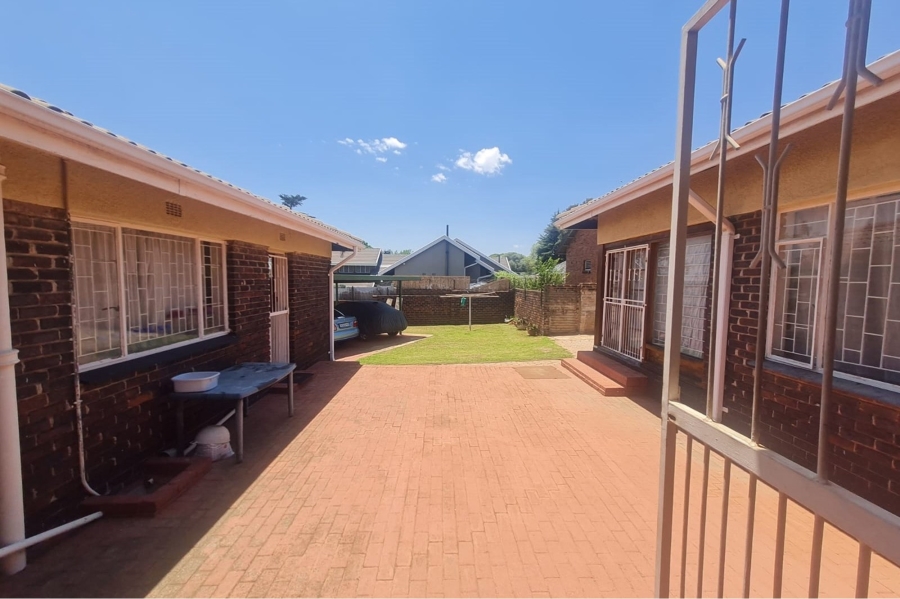 3 Bedroom Property for Sale in Horison Park Gauteng