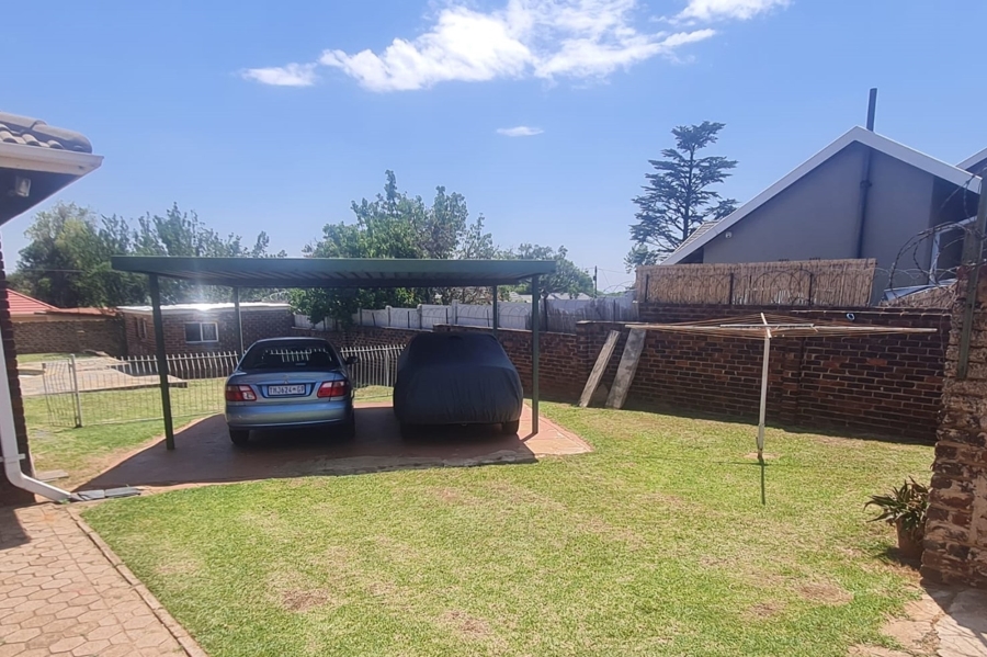 3 Bedroom Property for Sale in Horison Park Gauteng