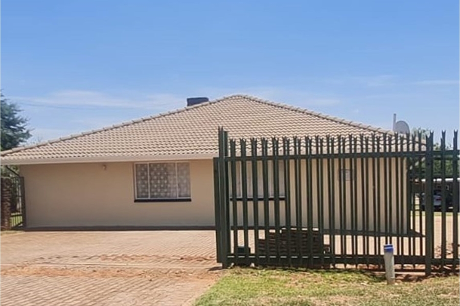 3 Bedroom Property for Sale in Horison Park Gauteng