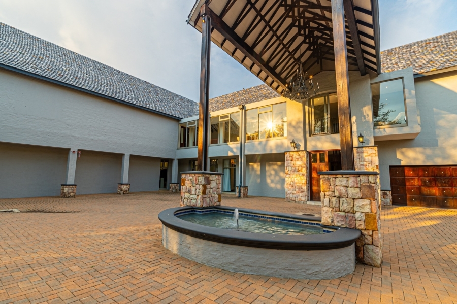 5 Bedroom Property for Sale in Waterfall Equestrian Estate Gauteng