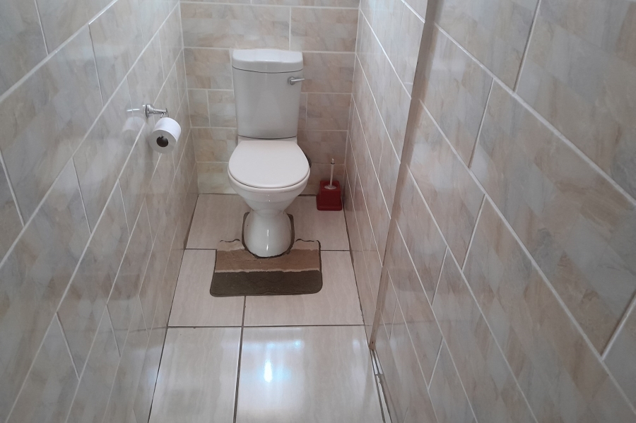 3 Bedroom Property for Sale in Clayville Gauteng
