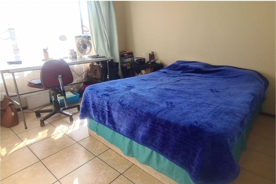 2 Bedroom Property for Sale in Sonneveld Gauteng