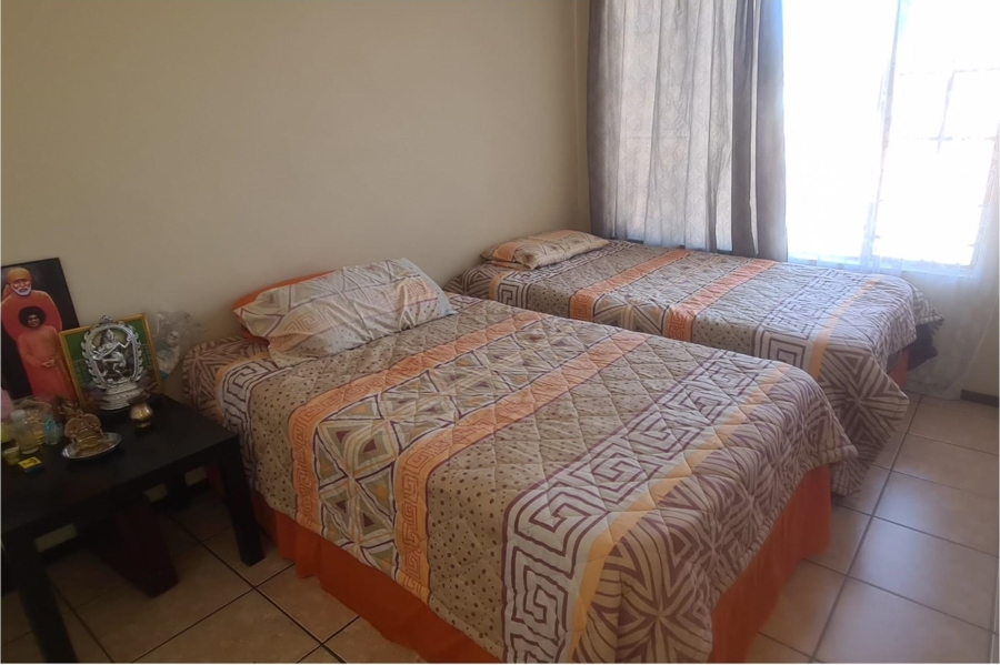 2 Bedroom Property for Sale in Sonneveld Gauteng