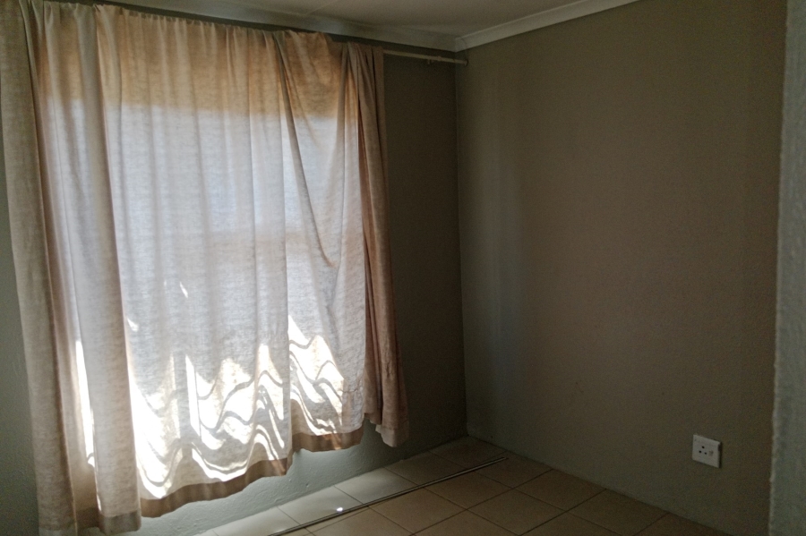 To Let 3 Bedroom Property for Rent in Nellmapius Gauteng