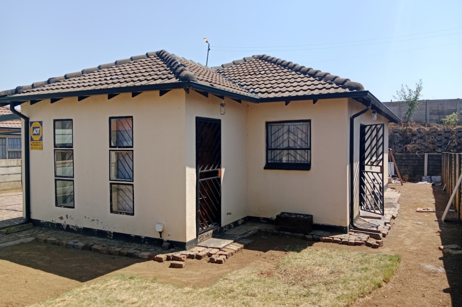 To Let 3 Bedroom Property for Rent in Nellmapius Gauteng