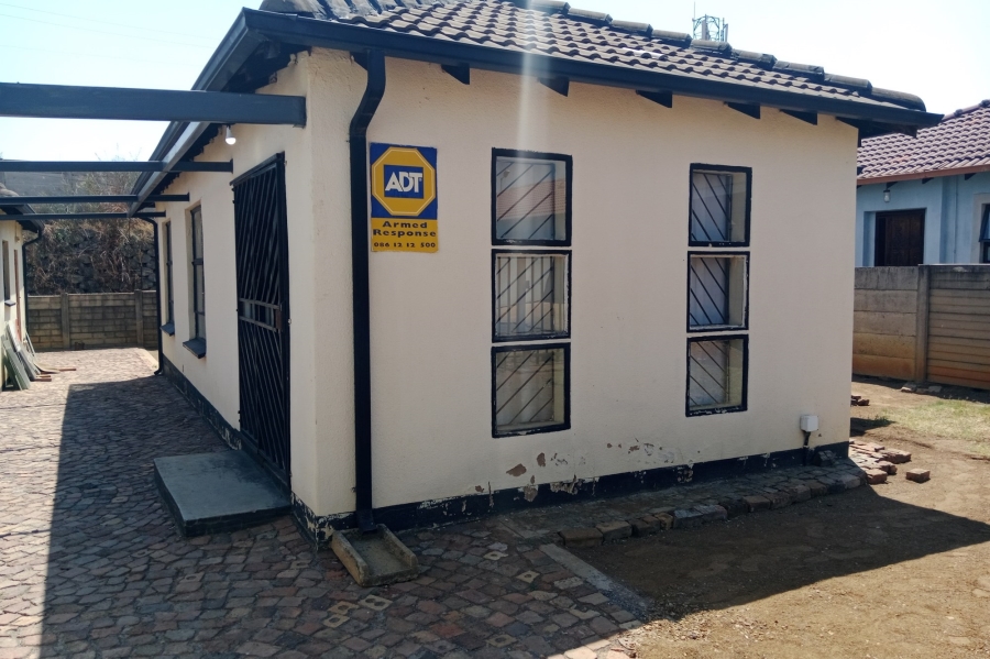 To Let 3 Bedroom Property for Rent in Nellmapius Gauteng