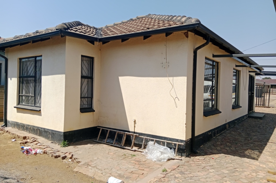 To Let 3 Bedroom Property for Rent in Nellmapius Gauteng