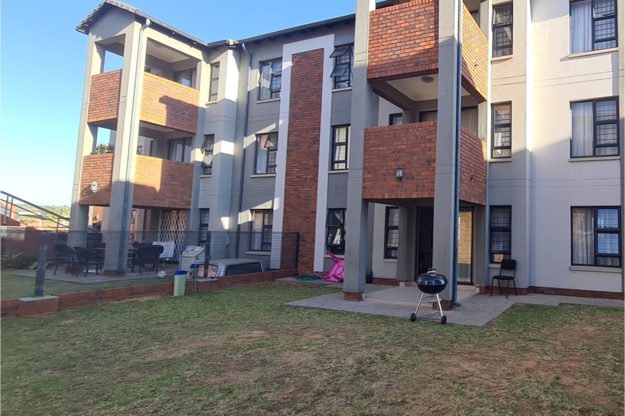 2 Bedroom Property for Sale in Amberfield Gauteng