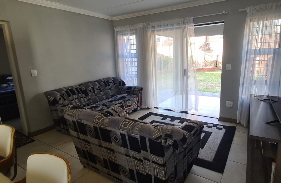 2 Bedroom Property for Sale in Amberfield Gauteng