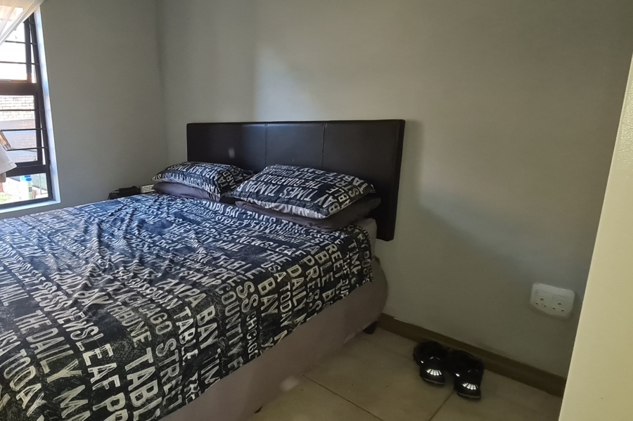 2 Bedroom Property for Sale in Amberfield Gauteng