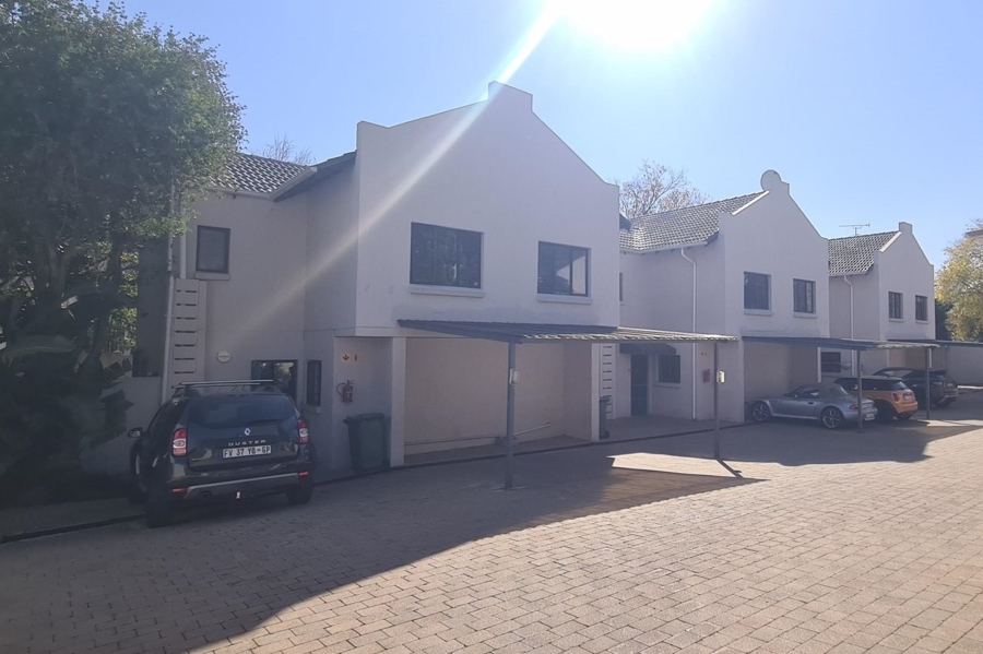 2 Bedroom Property for Sale in Sandown Gauteng