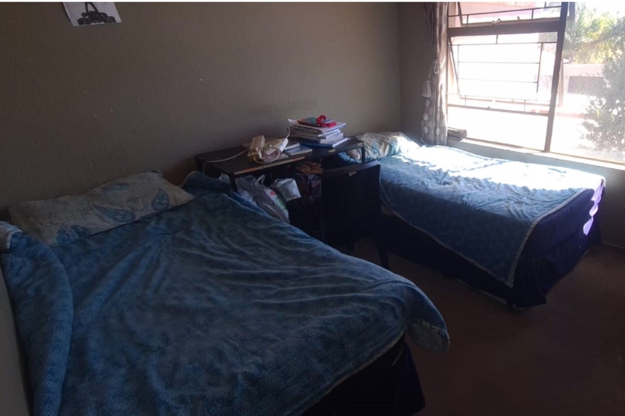 2 Bedroom Property for Sale in Heuwelsig Estate Gauteng