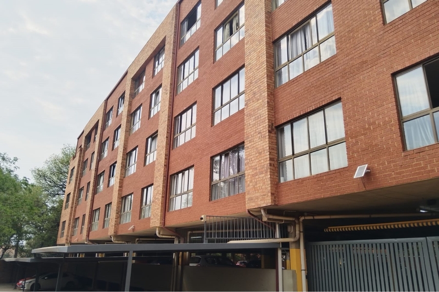 1 Bedroom Property for Sale in Hillcrest Gauteng